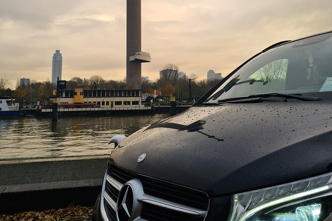 Private Minivan Transfer from Rotterdam - Who gets the most from the $321.68 price?