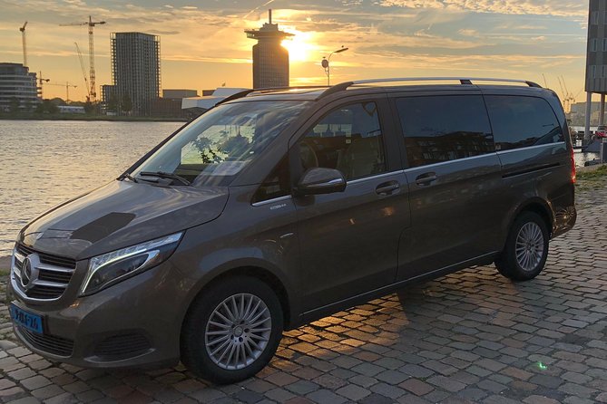 Private Roundtrip Transfer Schiphol Airport to Amsterdam - Key details before you book