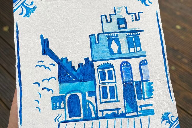 Private Souvenir Creation in Dutch Delft Blue from Netherlands - Taking the tile home immediately