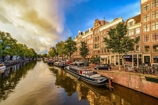 Private Tour: Amsterdam's City Highlights and Hidden Gems - The canal ring: merchant houses beside the water
