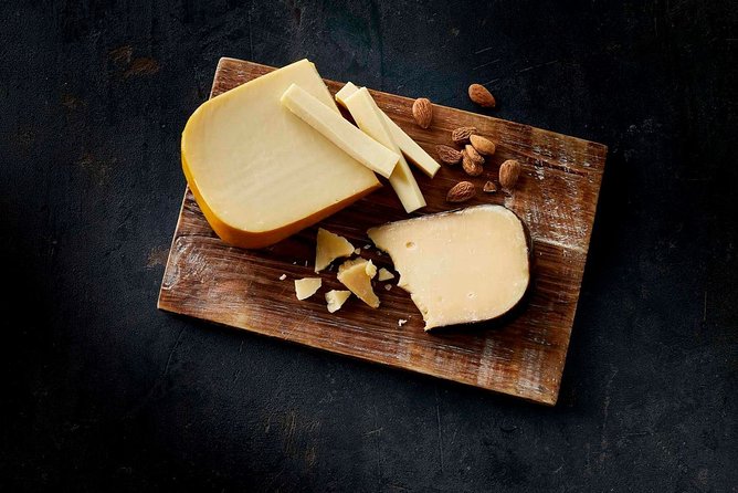 Private tour from Rotterdam to Windmills of Kinderdijk & Gouda Cheese Experience - Gouda beyond the cheese label