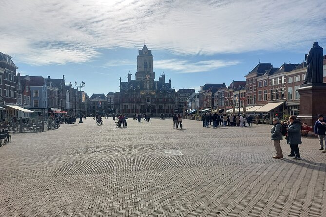 Private Tour of Delft + Visit to Delft Blue Museum & Factory - Armamentarium, the VOC, and Vermeer’s viewpoint