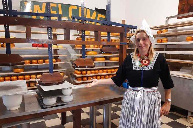 Private Tour of Simonehoeve Cheese Farm and Clog Factory - What the tone of the visit may be like