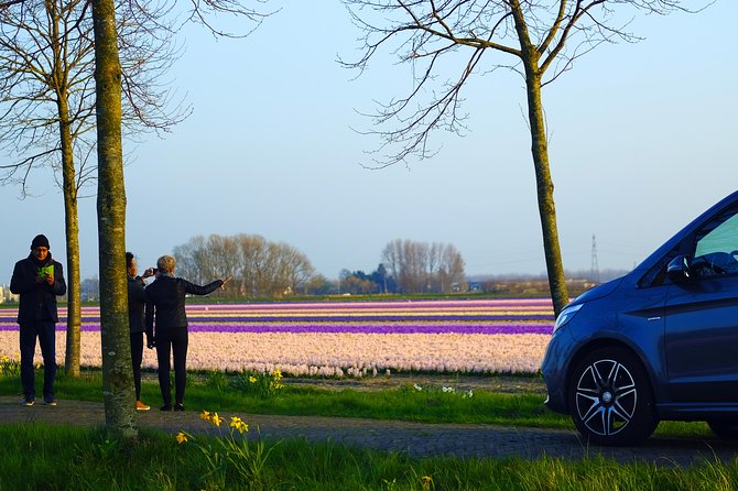 Private Tour to Windmills Zaanse Schans +Keukenhof - 7 Hours - Private transport and the value of a small group