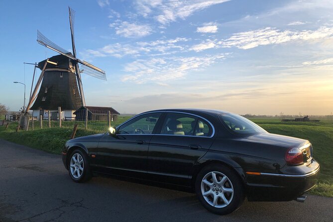 Private Tour Zaanse Schans Windmills and Volendam in Jaguar - A private route from Amsterdam to the countryside