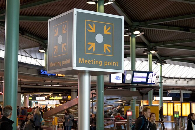 Private transfer between Rotterdam - Amsterdam (incl. Schiphol airport) - Vehicle comfort, service, and the human side