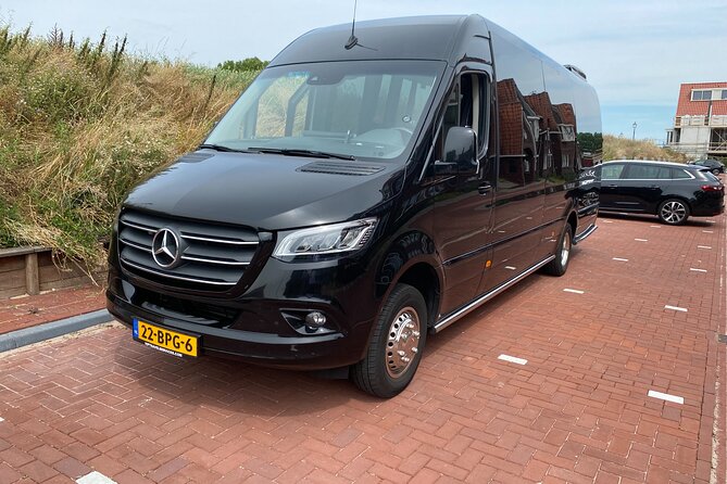 Private Transfer from Amsterdam to the Cruise Port in Rotterdam - Vehicle comfort and group size