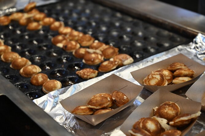 Private Utrecht Food Walking Tour with 8 Tastings - Lebowski for a relaxed café pause