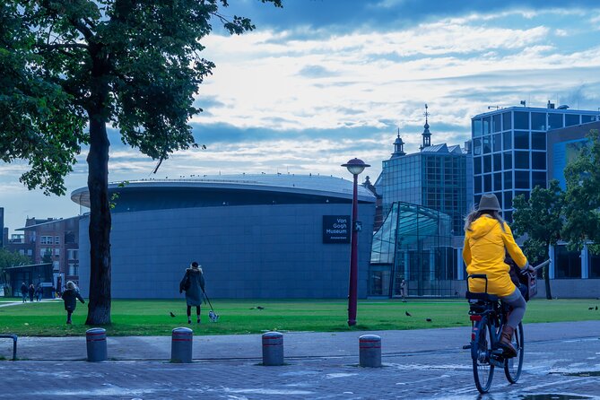 Private Van Gogh Museum Tour in Amsterdam - What the guides do best