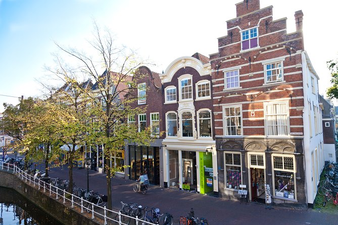 Private Walking Tour: Delft's Royal History and Pottery - William of Orange and the royal heart of the tour