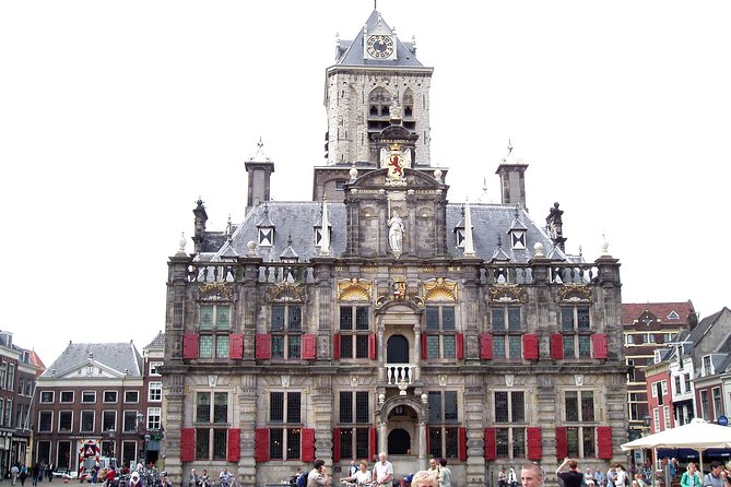 Private Walking Tour: Delft's Royal History and Pottery - The guide can shape the morning