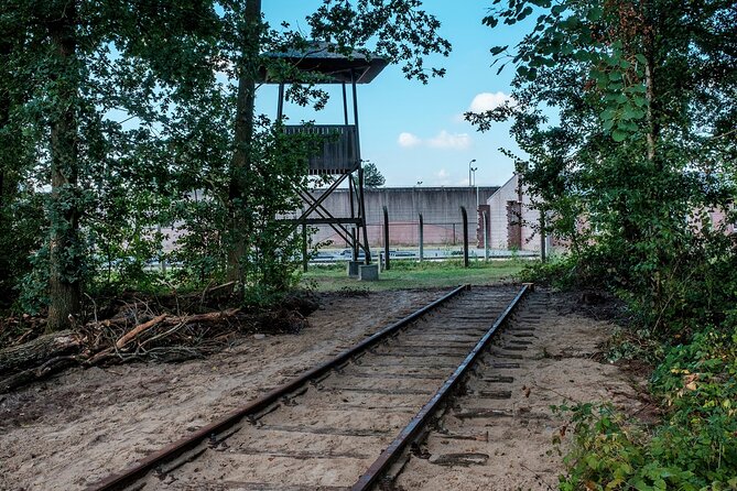 Private WW II Tour: Nazi Camp, WW2 battle grounds and cemetery - Kamp Vught: confronting the camp’s evidence