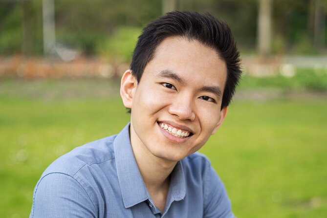Professional Tinder Photo Session in Amsterdam - Is $439.89 a fair price?