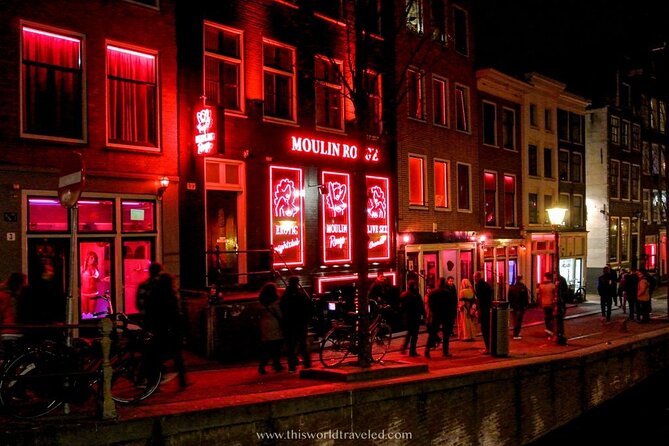 Red Light District Primetime Private Tour for 18+ Only - Starting beside Saint Nicholas Basilica