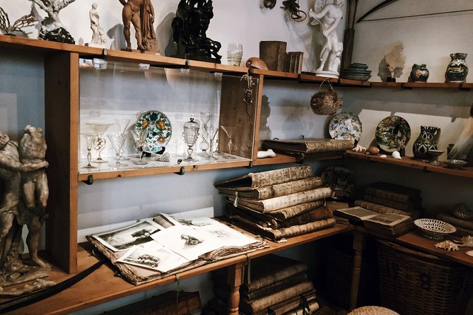 Rembrandt House & Neighborhood Exclusive Guided Walking Tour - Inside Rembrandt’s Preserved Home