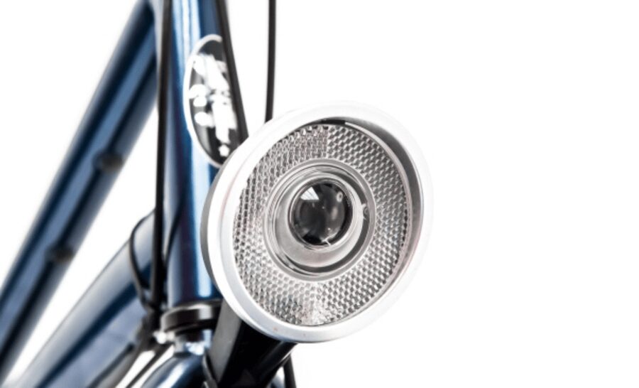 Rent a bike in Amsterdam | 1, 2, 3+ hours - Getting fitted before you pedal away