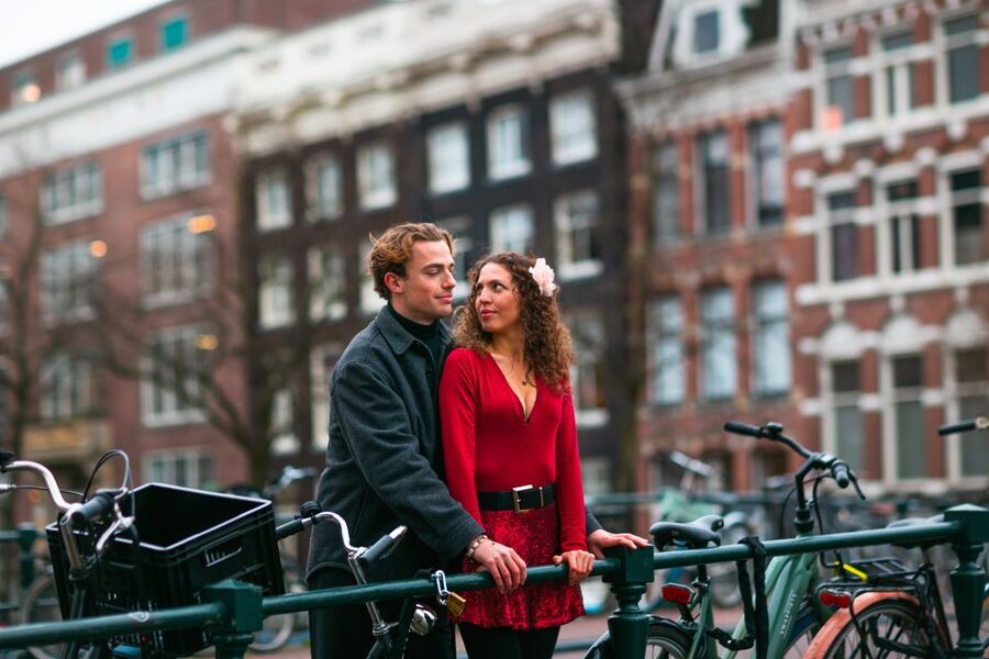 Romantic Photoshoot Experience for Couples in Amsterdam - Who will enjoy this most
