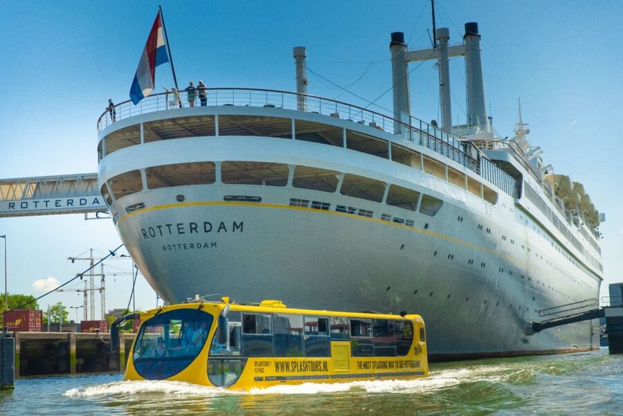 Rotterdam: 1-Hour Sightseeing Splash Tour - Why Rotterdam works so well from an amphibious bus