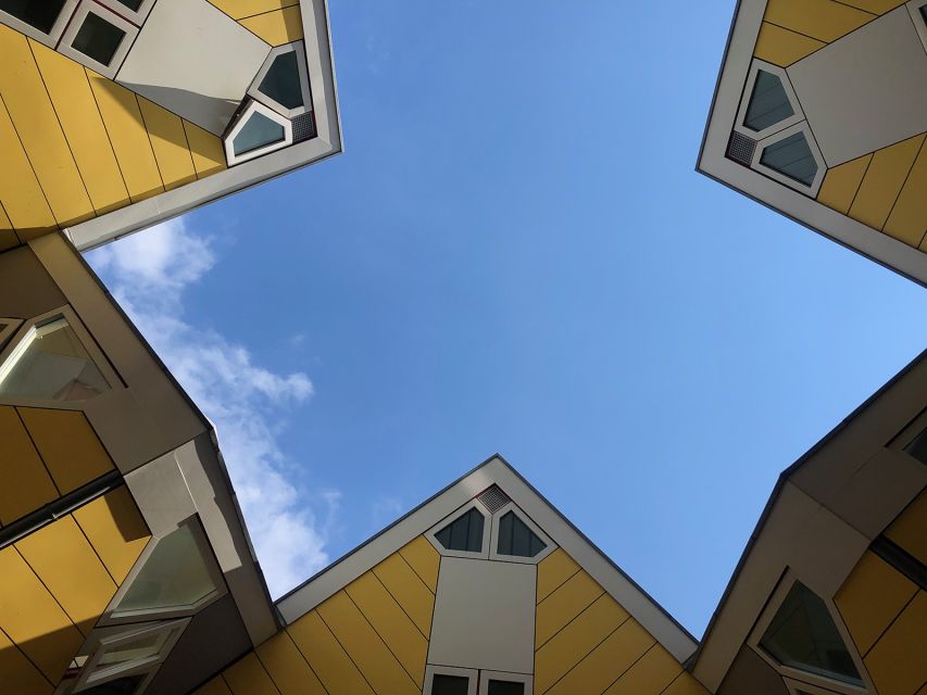 Rotterdam 2-Hour Grand Walking Tour - Groothandelsgebouw and the practical postwar city