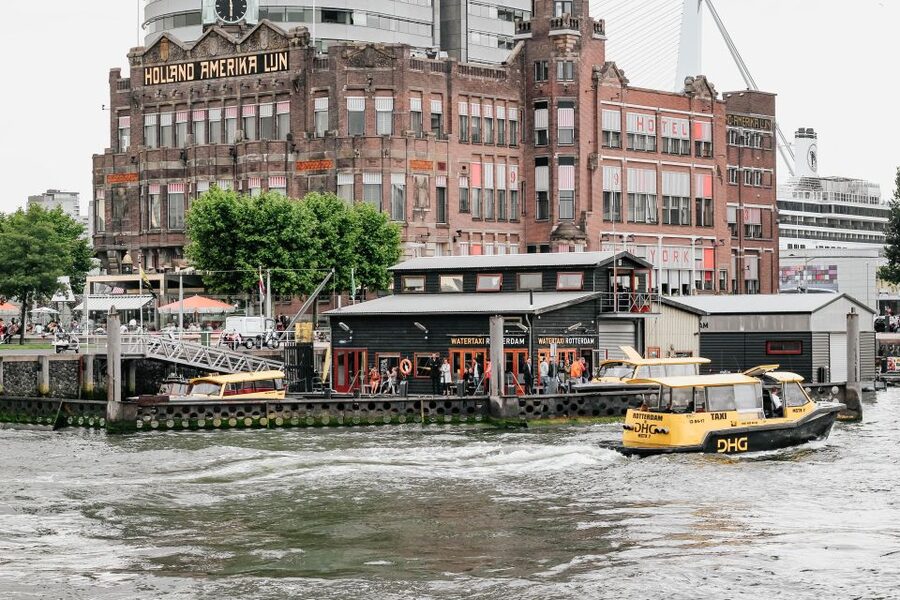 Rotterdam Architecture: Centre and South Bank with watertaxi - Lijnbaan and the postwar city