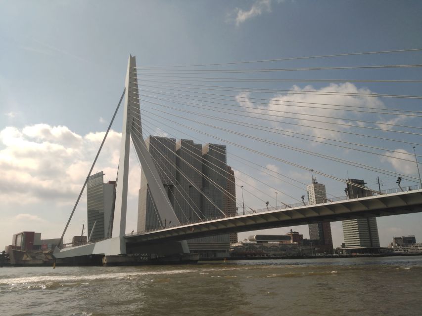 Rotterdam Architecture: Centre and South Bank with watertaxi - Starting under the clock at Central Station