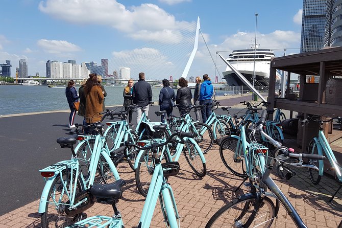 Rotterdam Bike Tour - all the Highlights - Why a bicycle is the right way to meet Rotterdam