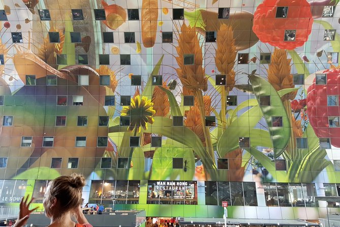 Rotterdam Bike Tour - all the Highlights - Markthal: more than a colorful market roof