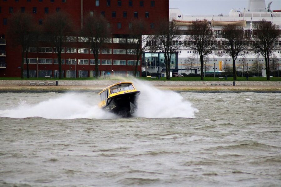 Rotterdam: Breweries and Water Taxi Tour - Who should book this brewery tour?