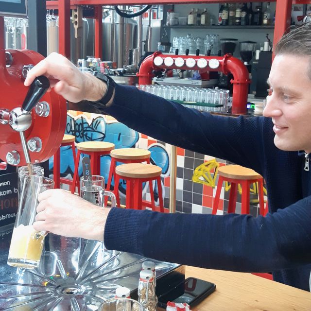 Rotterdam: Breweries and Water Taxi Tour - Three breweries, three ways to read Rotterdam