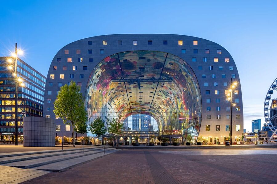 Rotterdam: Capture the most Photogenic Spots with a Local - From geometric city views to Hotel New York