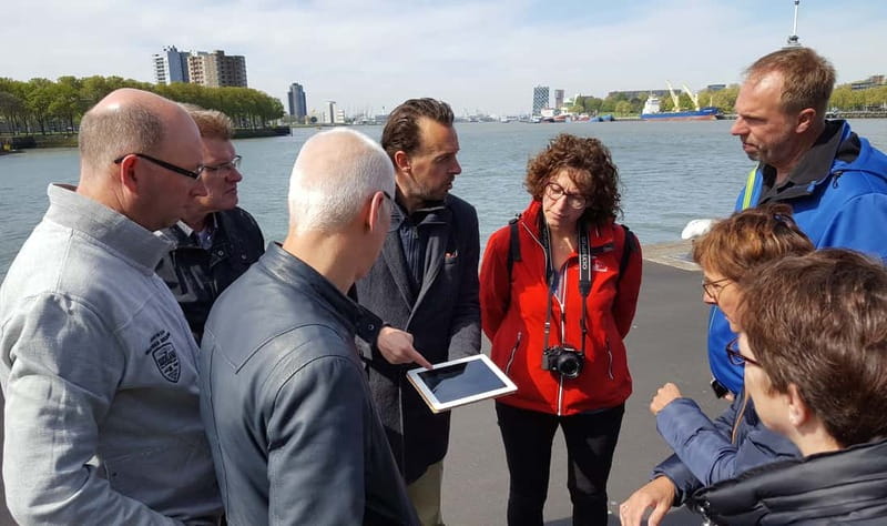 Rotterdam: City Highlights Guided Bike Tour - Key points at a glance