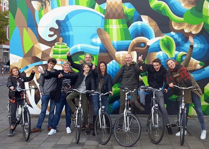 Rotterdam: City Highlights Guided Bike Tour - Starting at the Markthal and Cube Houses
