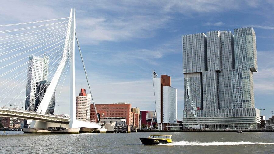 Rotterdam: De Rotterdam, Cube Houses, Watertaxi and Markthal - Het Blaakse Bos and the Cube Houses