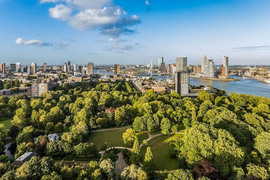 Rotterdam: Euromast Lookout Tower Ticket - Arriving at the 100-meter observation deck
