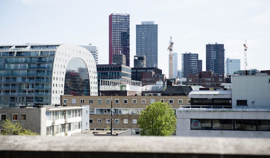 Rotterdam: Exclusive Rooftop Tour with 360˚ views - A hotel roof reveals the Coolsingel