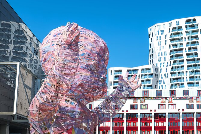 Rotterdam Highlights & Spies: Interactive City Game - The phone is your guide