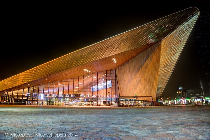 Rotterdam Must Do Tour: Highlights, History, WW2 and Architecture - Why Rotterdam needs a history walk