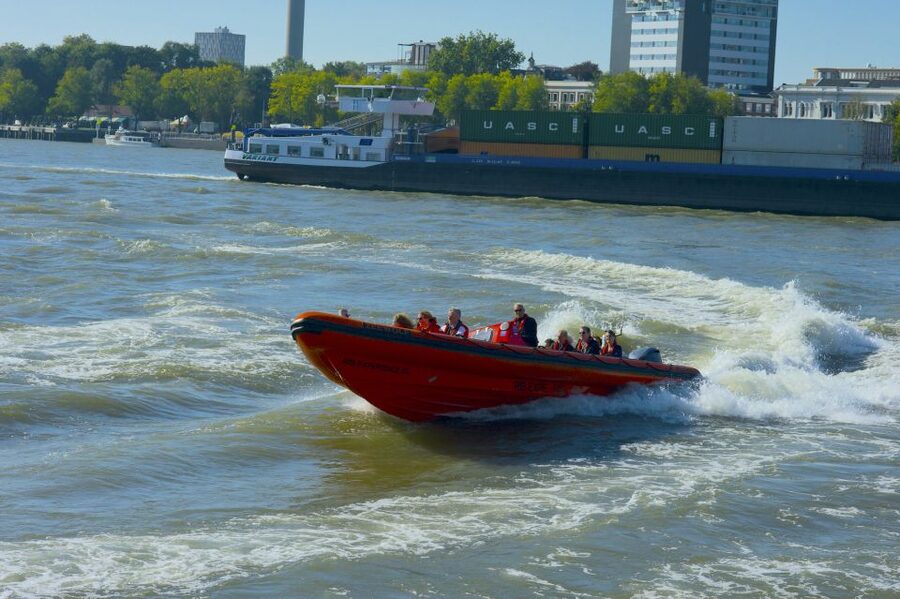 Rotterdam: Private Maas River Speedboat Cruise - Why This Speedboat Shows Rotterdam So Well