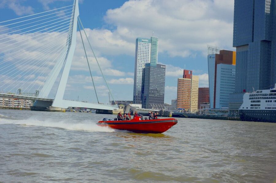 Rotterdam: Private Maas River Speedboat Cruise - Waalhaven, Pernis, and Wilton Harbor