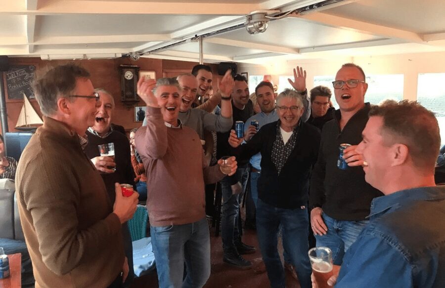 Rotterdam: Pub Cruise with Drinks and Bites - Uncle Aad and the boat itself