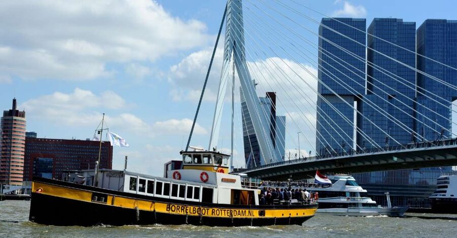 Rotterdam: Pub Cruise with Drinks and Bites - Who will enjoy this cruise most?