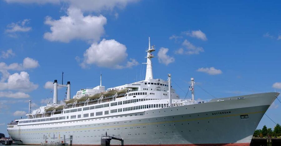 Rotterdam: Steamship Rotterdam Audio Tour Entry Ticket - Getting started at Katendrecht