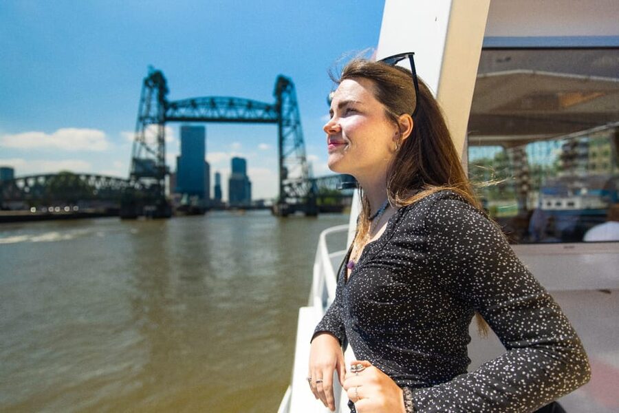 Rotterdam: Summer Cocktail Cruise - Two cocktails and savory snacks