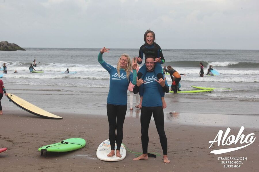 Scheveningen Beach: 1,5 hour Surf experience for families - What happens during the 90-minute lesson