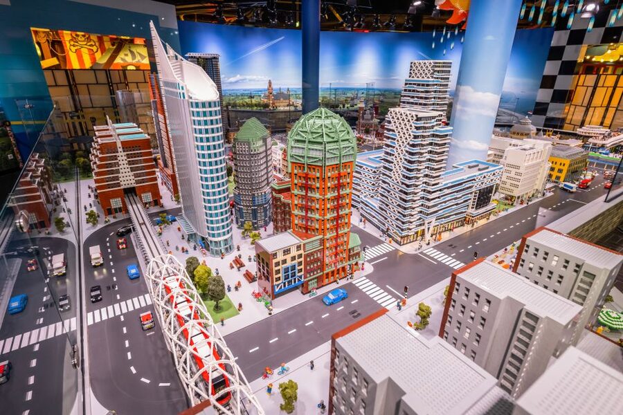 Scheveningen: LEGOLAND® Discovery Centre Entry Ticket - The 4D Cinema and a break at the Café