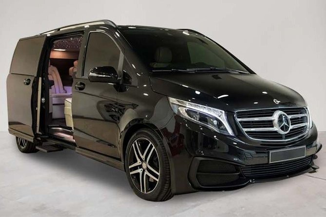 Schiphol Airport & Amsterdam to Rotterdam Private Transfer - A private ride instead of the train