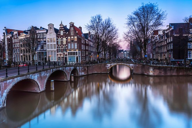 Schiphol Airport to Amsterdam Private Transfer - Why Schiphol pickup service can be worth the extra cost