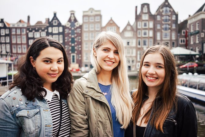 See Shoot Share | Photo Tour - Starting at Dam 13 in central Amsterdam