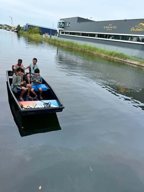 Self-Guided Electric Boat Rental - Price, group size, and what you receive