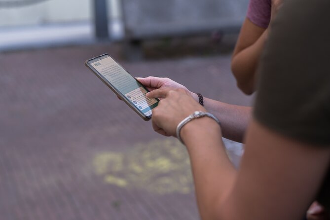 Selfguided Escape Tour Amersfoort. Find the secret exit and win! - Amersfoort’s streets become the escape room